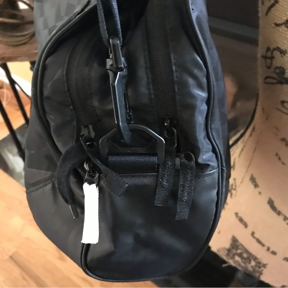 👟VINTAGE NIKE Black Athletic Bag